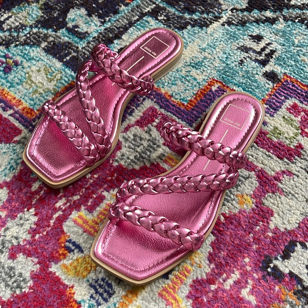 Dolce vita sandals